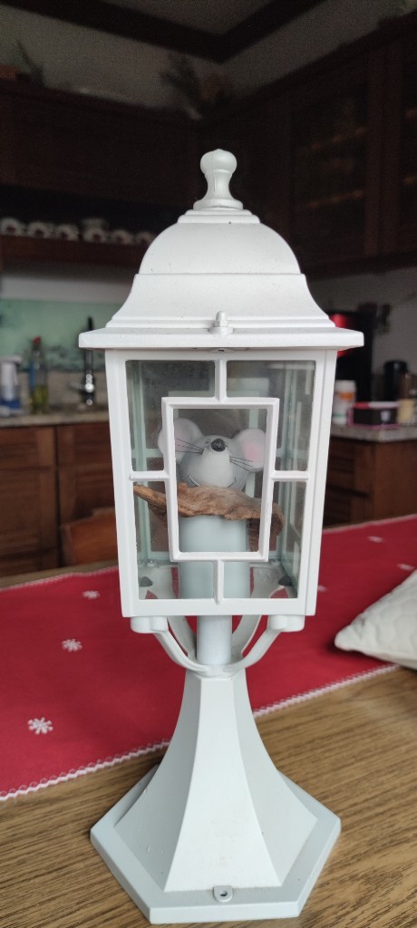 Светильник декоративный с фигуркой мыши